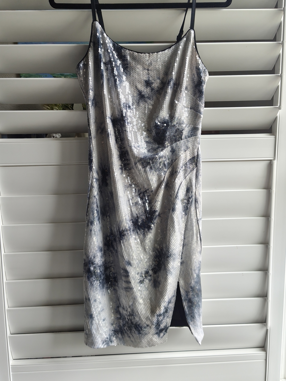 Laundry By Shelli Segal Silver and Black Sequin Slip Mini Dress